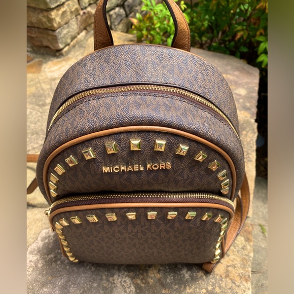 Michael Kors Abbey Brown/acorn medium  studded backpack - Picture 2 of 14